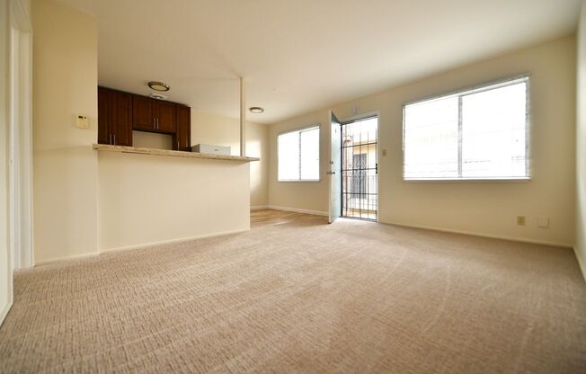 1p691 - 1896 Alcatraz Ave.