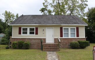 3 Bed 1 Bath home on Jones Street