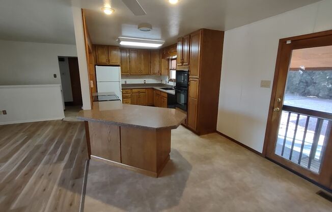 ALL PROSPECTIVE TENANTS MUST SUBMIT A $58 NON-REFUNDABLE APPLICATION FEE PER APPLICANT ONLINE AND BE PRE-QUALIFIED PRIOR TO ANY SHOWINGS Apply online at: puebloarearentals.com Application process could take up to 3 business days