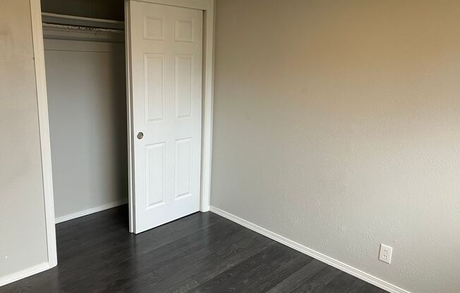 The Thunderbird Apartments