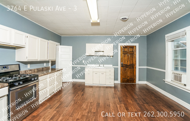 3764 E PULASKI AVE