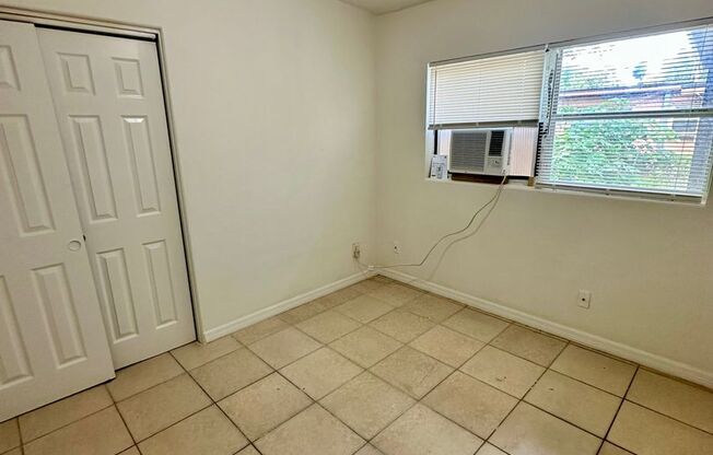 HC - Lawrence Street 3116
