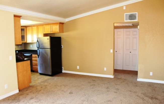 1Bed/1Bath Condo in Oceanside~ Los Morros