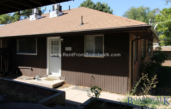 1785 Lincoln Lane