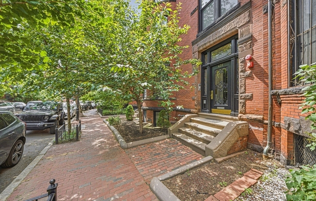 431 MARLBOROUGH ST