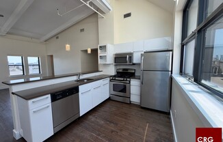 1126 1127 BOYLSTON ST