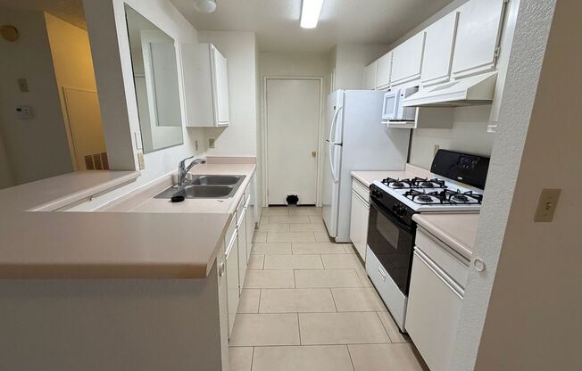 2 beds, 2 baths, $1,395, Unit # 2248