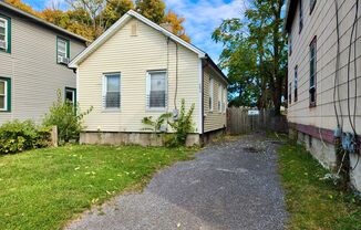 Single Family home | 1 Bed 1 Bath | Off street Parking | Private back yard