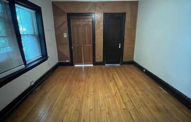 Studio, 1 bath, 366 sqft, $820, Unit 107