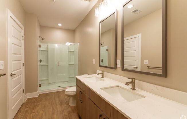 2 beds, 2 baths, 1,081 sqft, $1,582, Unit 1-418