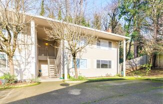 3218 Edgewood Dr