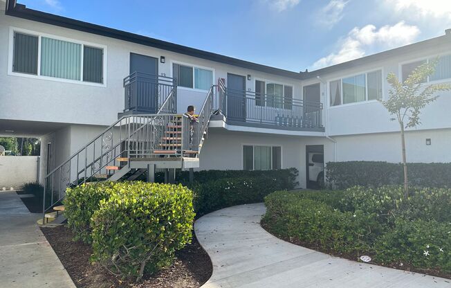 2 beds, 1 bath, $2,525, Unit 324 Apt #10