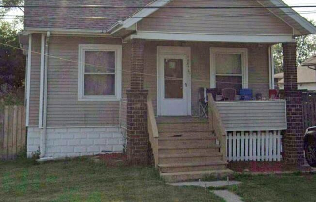 16032 WOODLAWN W AVE