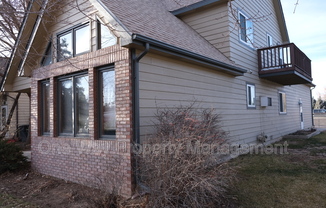 4953 W 10 ST