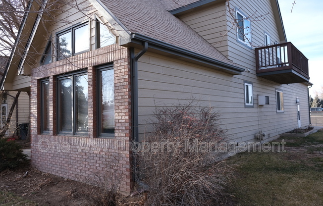 4953 W 10 ST