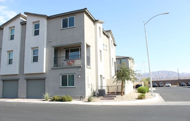 THREE BEDROOMS ALL WITH PRIVATE BATHROOMS