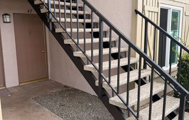 1 bed, 1 bath, 780 sqft, $2,425, Unit 43