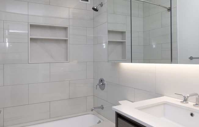 Studio, 1 bath, $4,450, Unit 12F