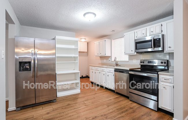 2700 STUDLEY RD