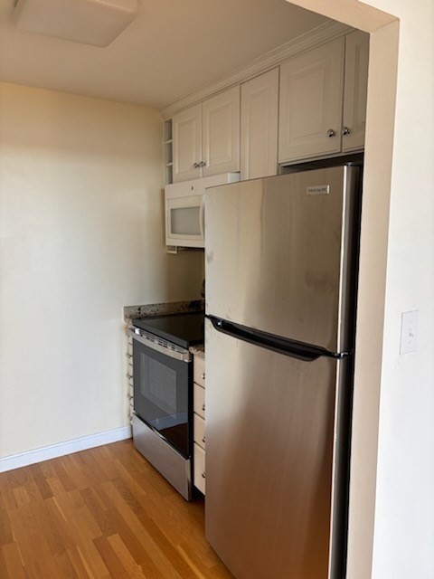 1 bed, 1 bath, 620 sqft, $2,250, Unit M75C