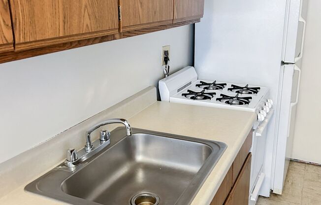 Studio, 1 bath, 510 sqft, $1,550, Unit 540-6B