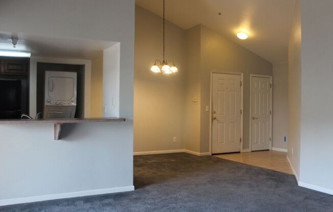 MOVE IN INCENTIVE - Remainder of September Free!!