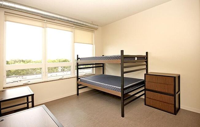 2 beds, 2 baths, 782 sqft, $2,100, Unit 201