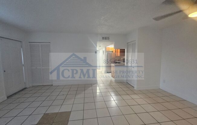 2 beds, 1 bath, 827 sqft, $1,895, Unit 6957- 7th