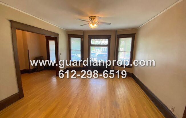 709-711 Jessamine Ave E
