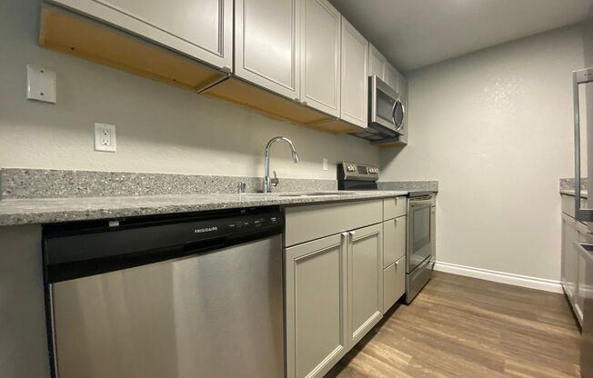 3 beds, 2 baths, 643 sqft, $1,950, Unit C205