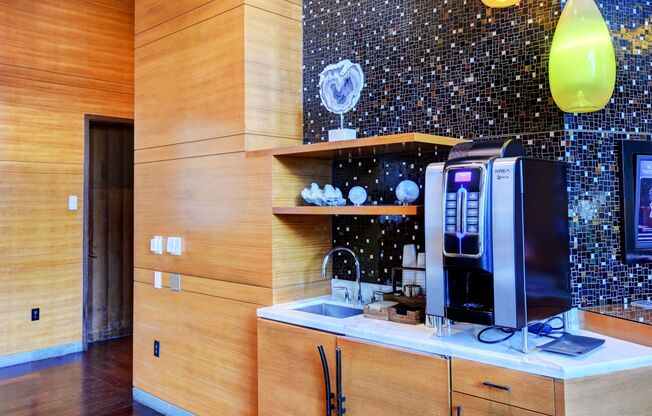 1 bed, 1.5 baths, $10,000, Unit UNIT 3607