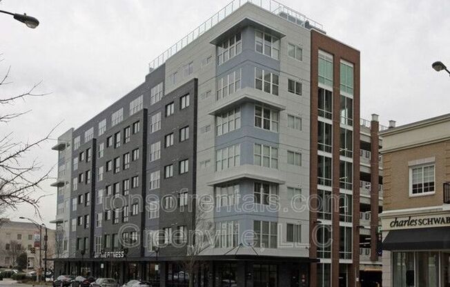 100 E. Washington Street unit 76