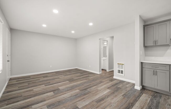 LB0930(Roswell)(RUBS)