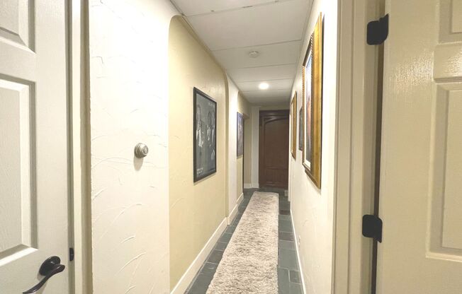 2 beds, 1 bath, $2,145, Unit 101