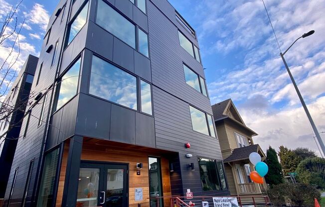 1 bed, 1 bath, 350 sqft, $1,750, Unit 102