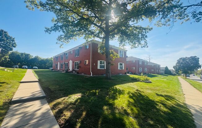Waukesha Apartments LLC