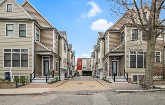 39 Elmwood St