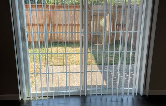 2 beds, 1 bath, 945 sqft, $1,500, Unit 029