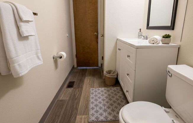 2 beds, 1.5 baths, 1,200 sqft, $1,295, Unit 1420-01