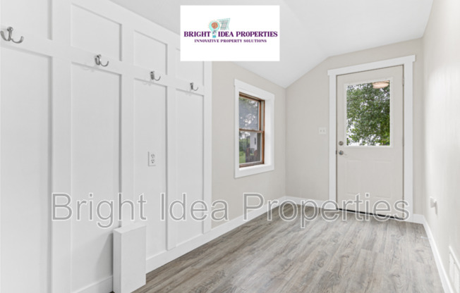 2755 WOODBURY DR