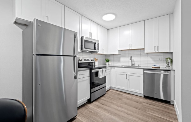 Veranda La Mesa Apartments