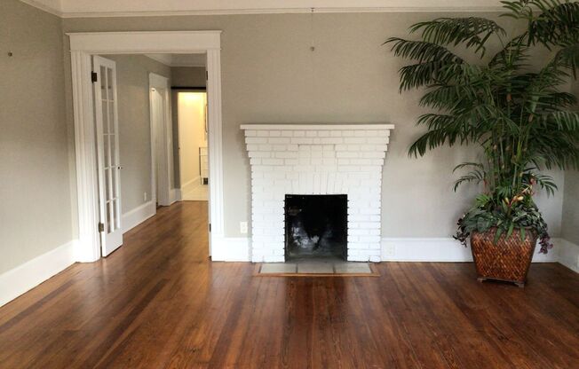 203 S MAIN ST