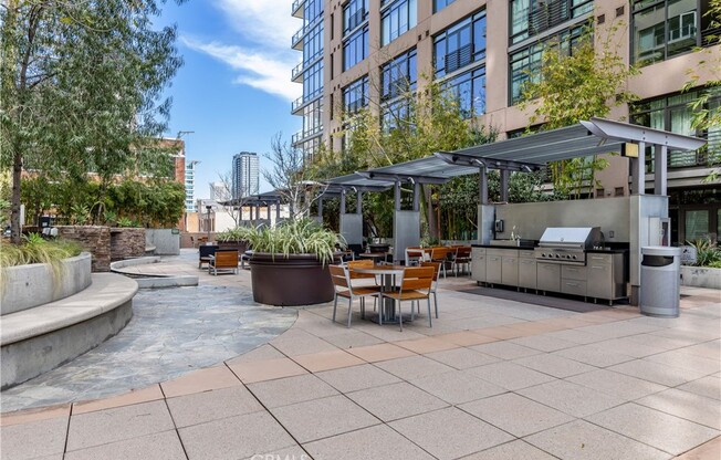 1 bed, 1 bath, 1,030 sqft, $2,900, Unit 810