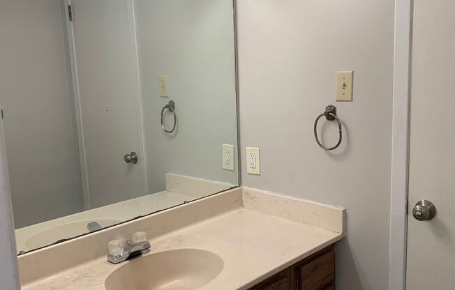 2 beds, 1.5 baths, $1,349, Unit APARTMENT B4