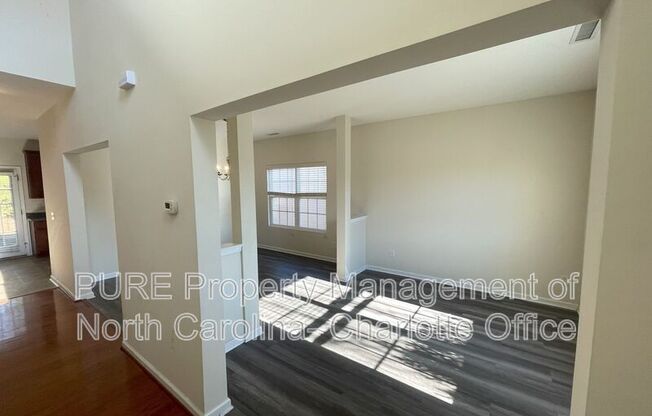 705 WEEPING WILLOW DR