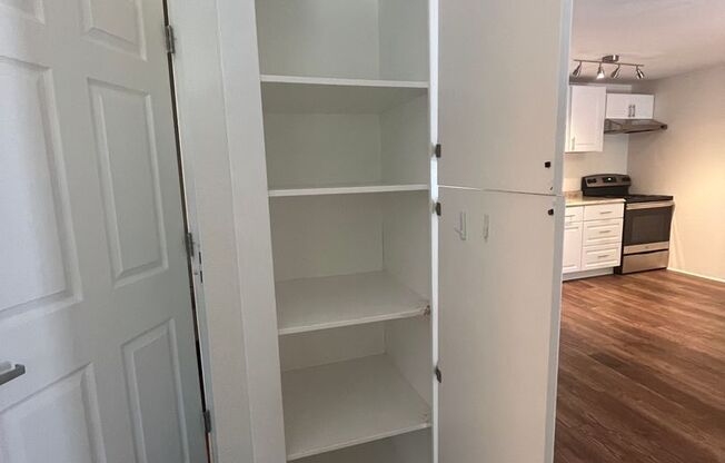 1 bed, 1 bath, 480 sqft, $1,395, Unit 205