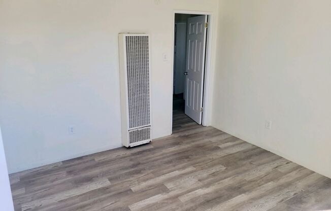 8915 Central NE