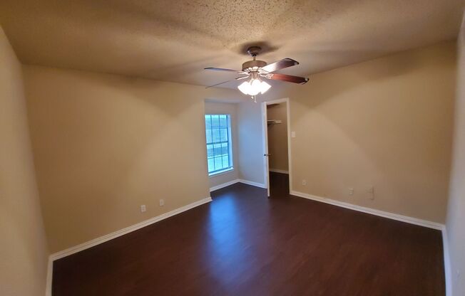 1 bed, 1 bath, $995