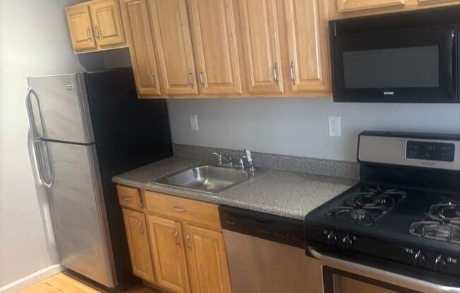 1 bed, 1 bath, $1,150, Unit Unit 1A