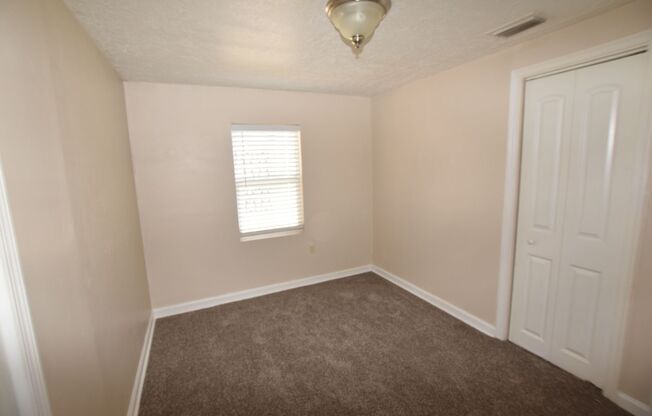 3 beds, 1 bath, $1,500